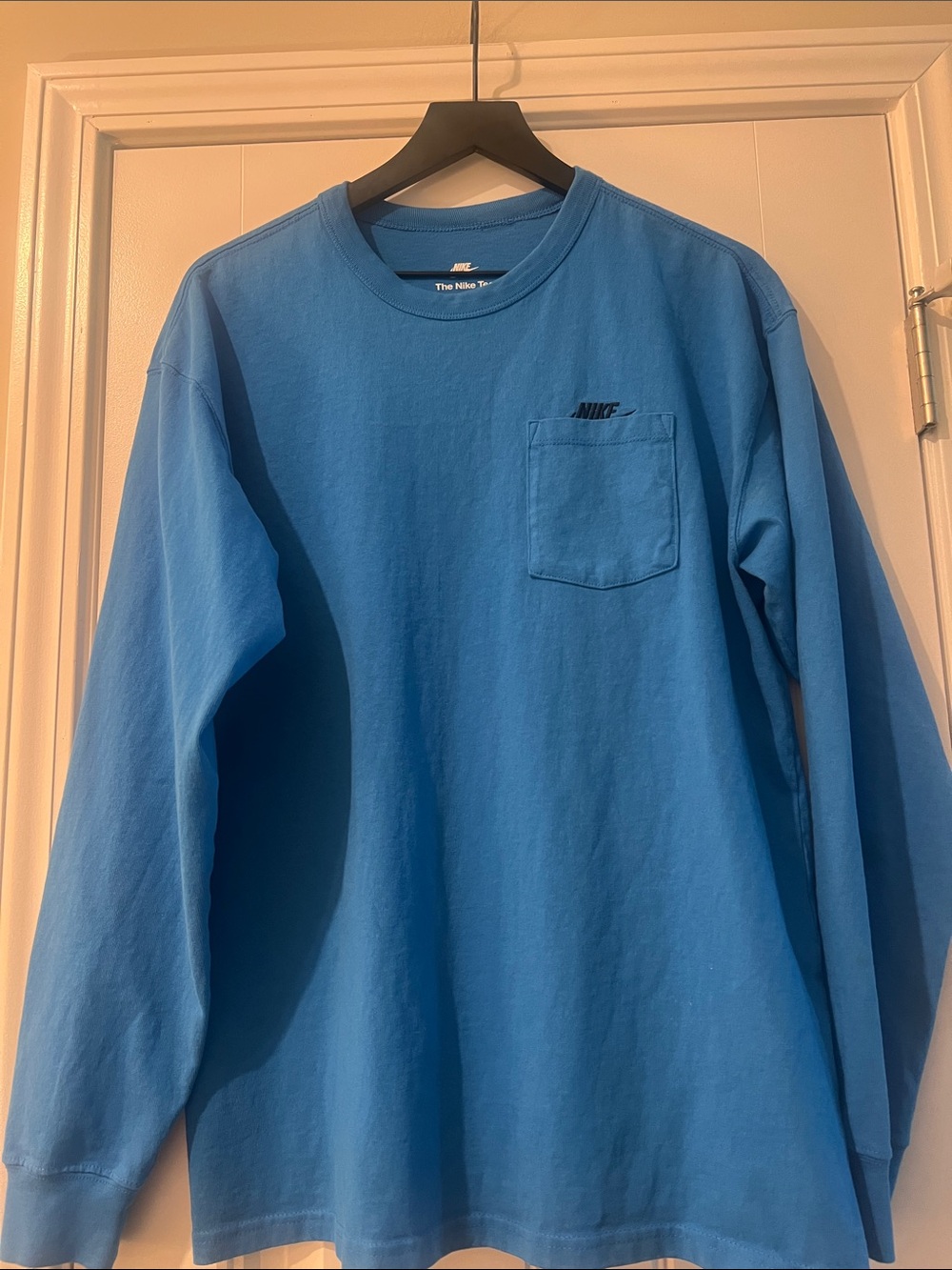 NIKE Loose Fit Pocket T Shirt